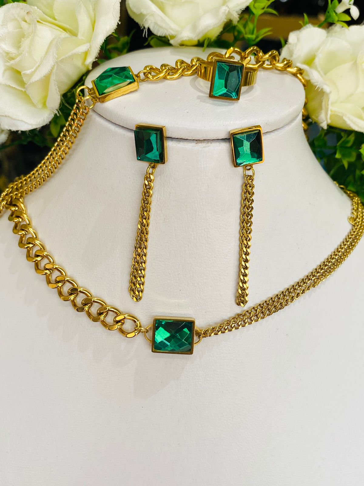 AS1131 Juego de Acero Inoxidable Dorado/Verde Jade